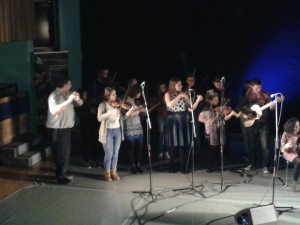 Lärare och studenter vid kurser i irländsk musik och dans vid the Irish World Academy stod för konferensens musikinslag. Foto: Ingrid Åkesson