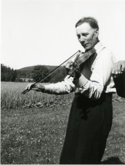 MA018